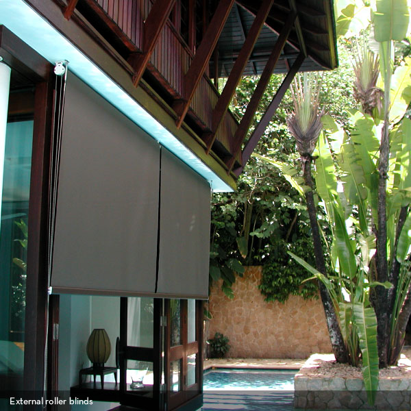 External roller blinds